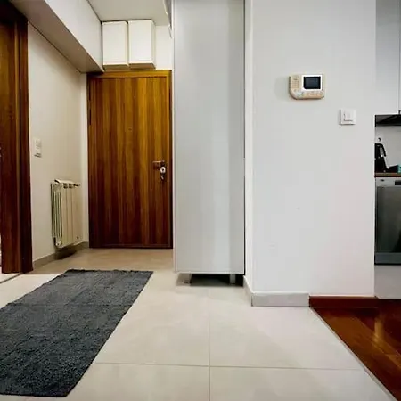 شقة Lichkov Urban Nest